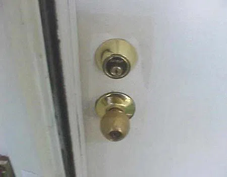 Houston Locksmith Solution Houston, TX 281-502-1049 - apartment-lock-change